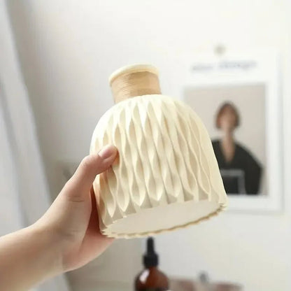 Minimalist Ceramic - Look Flower Vase - L&L Shop